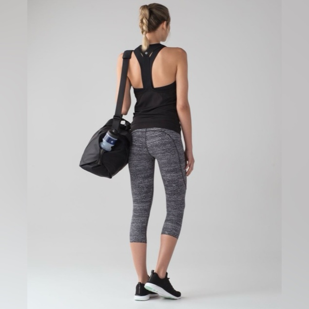 Lululemon Swiftly Tech T-Back - Picture 12 of 14